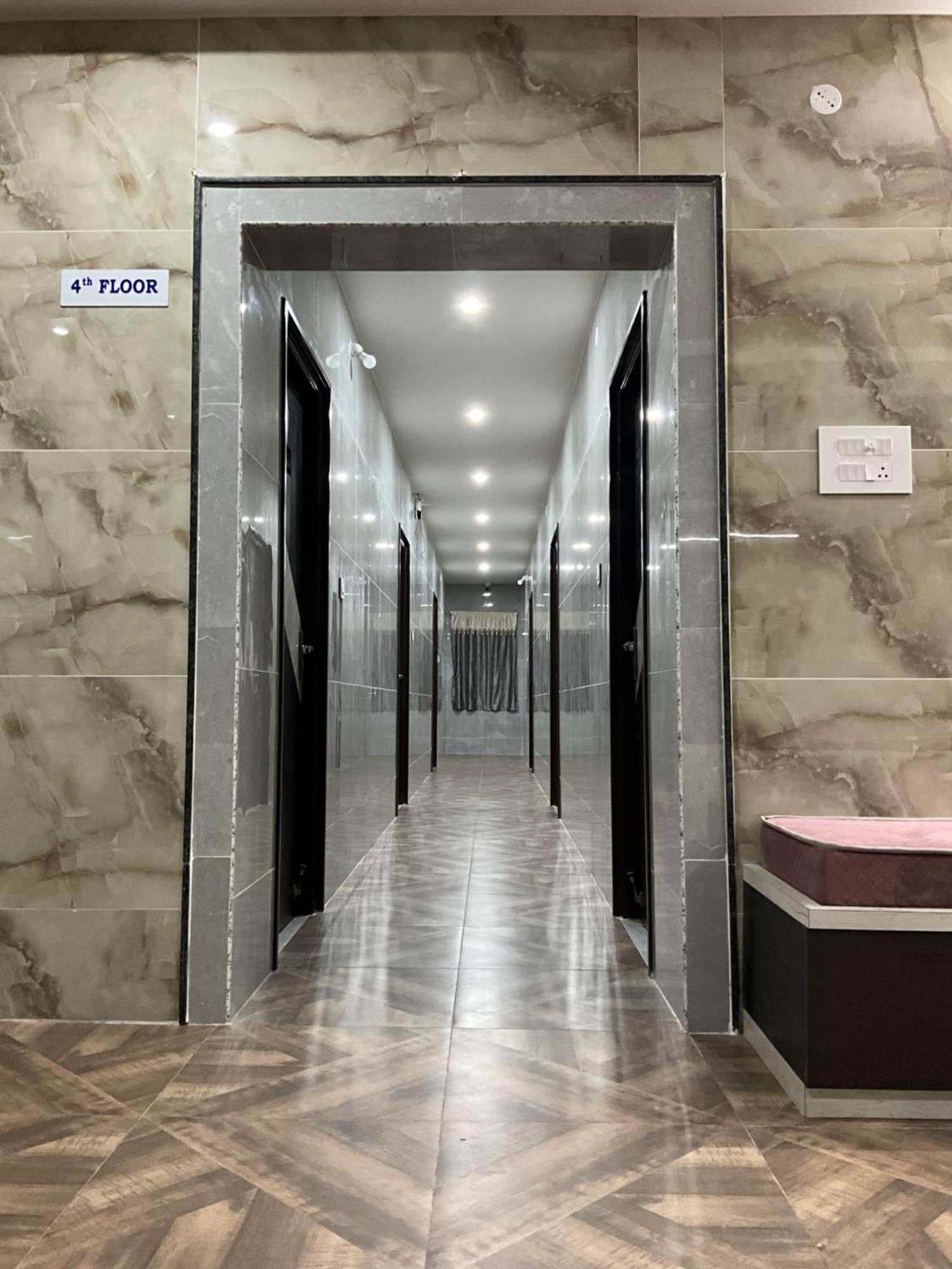 Mgr Residency Villa Srikalahasti Dış mekan fotoğraf