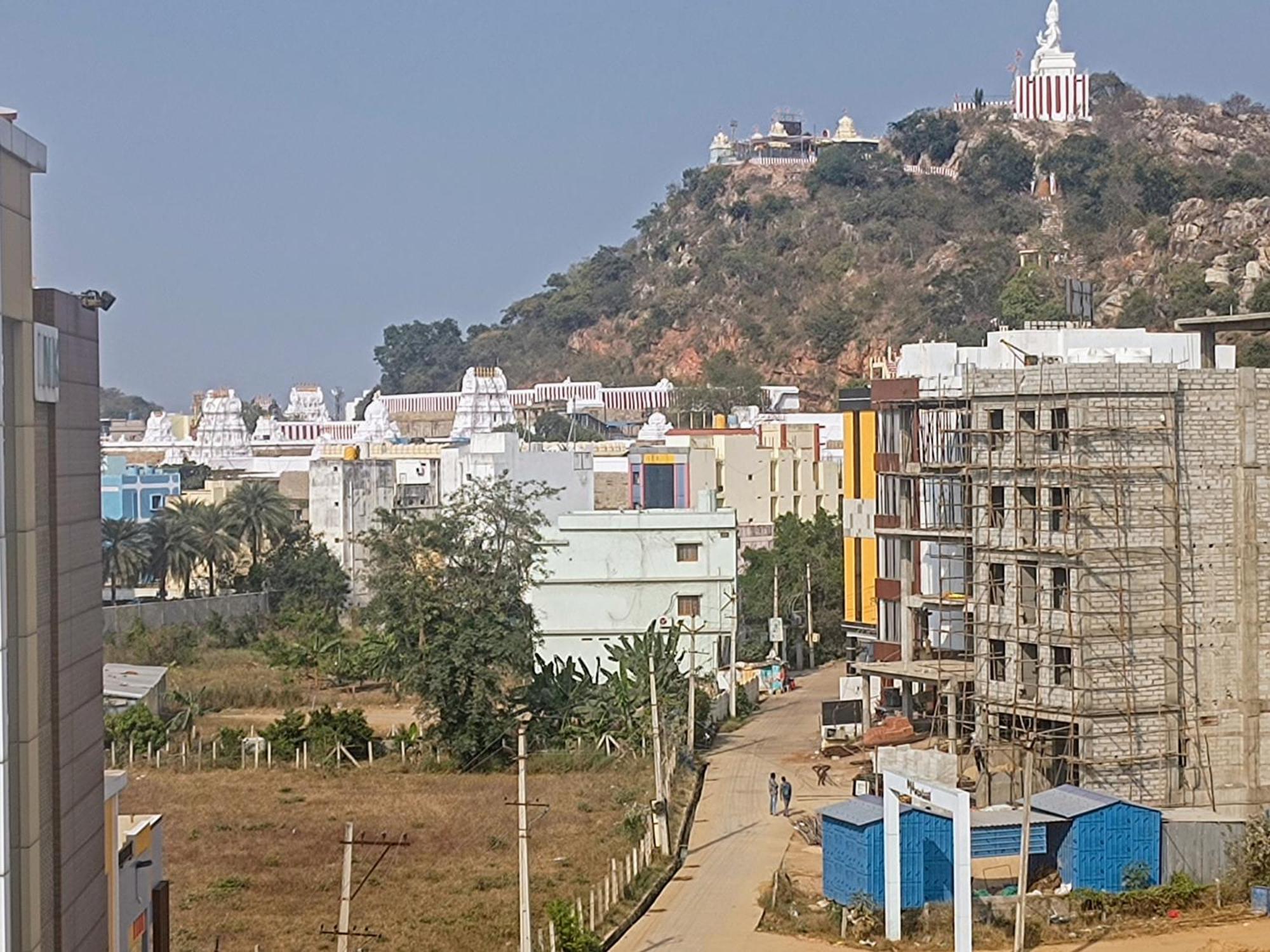 Mgr Residency Villa Srikalahasti Dış mekan fotoğraf
